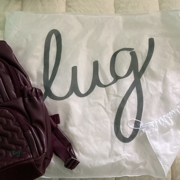 LUG VEGAN LEATHER BACKPACK 🎒 - Picture 4 of 4